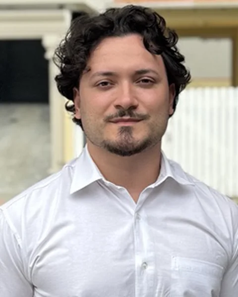 Portrait of Gabriel Fadel, co-founder and Automation & AI Engineer at gfadel.