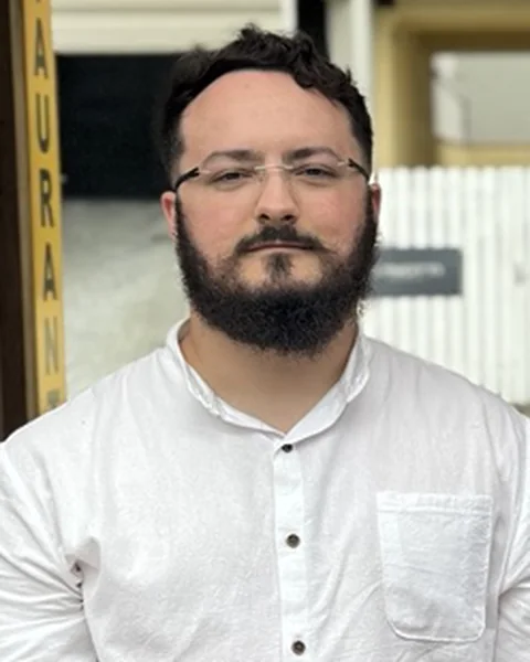 Portrait of Gustavo Fadel, co-founder and AI Engineer at gfadel.